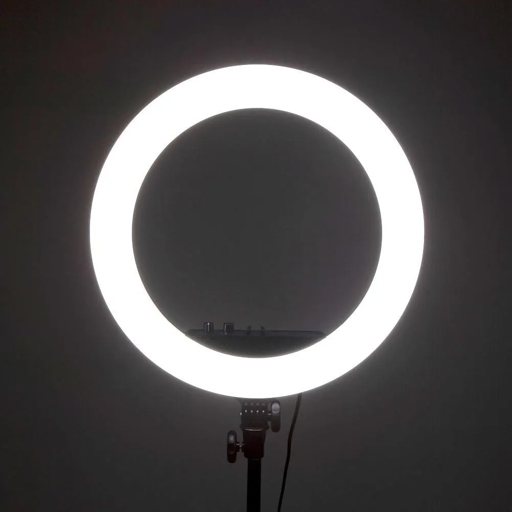 18" LED Portable Ring Light - Diamond Luxe III (DEMO STOCK)