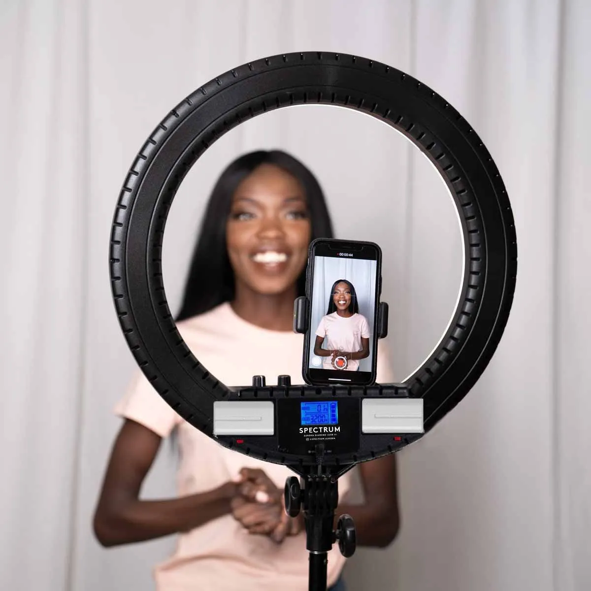 18" Ring Light Make Up & Beauty Pro Lighting Studio Kit - Diamond Luxe III